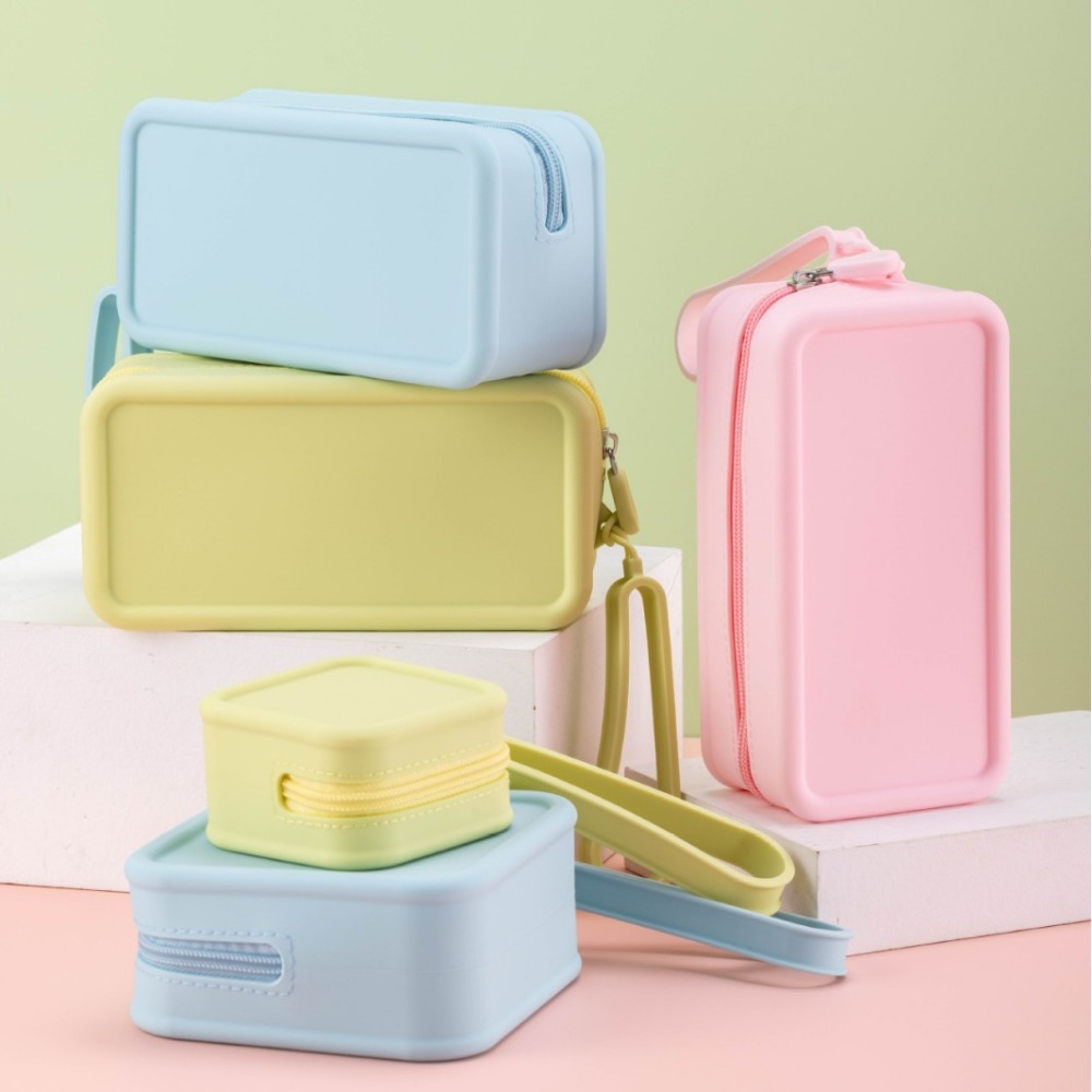 Stationery - กระเป๋าใส่เหรียญซิลิโคนแบบพกพา กันน้ำ มีซิป กระเป๋าเดินทาง ความจุเยอะ สีพื้น