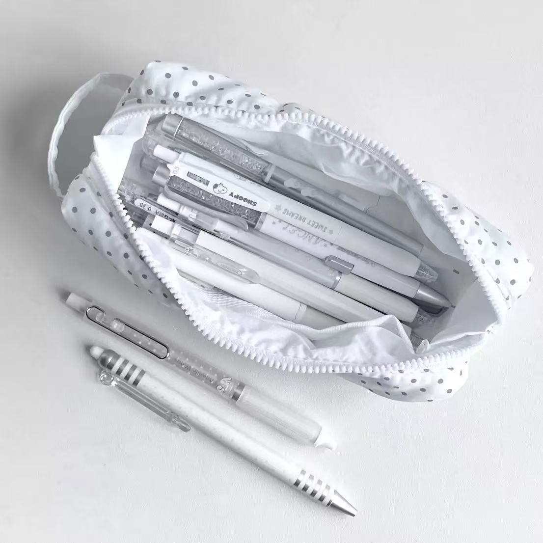 กระเป๋าดินสอแบบถือลายจุด ความจ - Aesthetic Large Pencil Case Pouch บทวิจารณ์และราคา